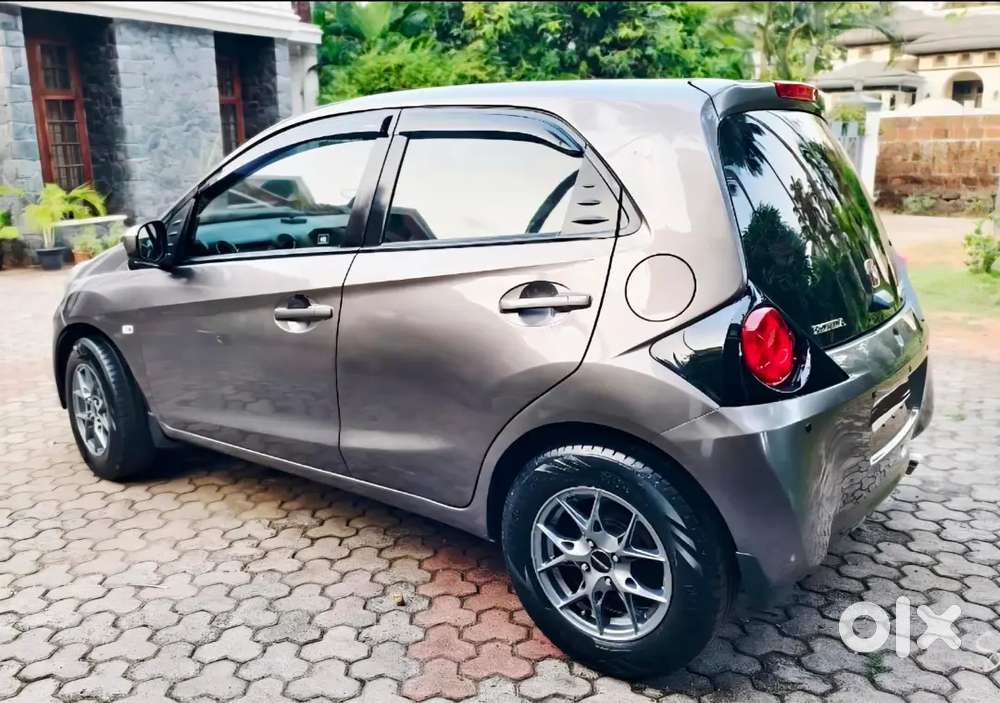 Honda Brio 2013 Petrol Steel Grey