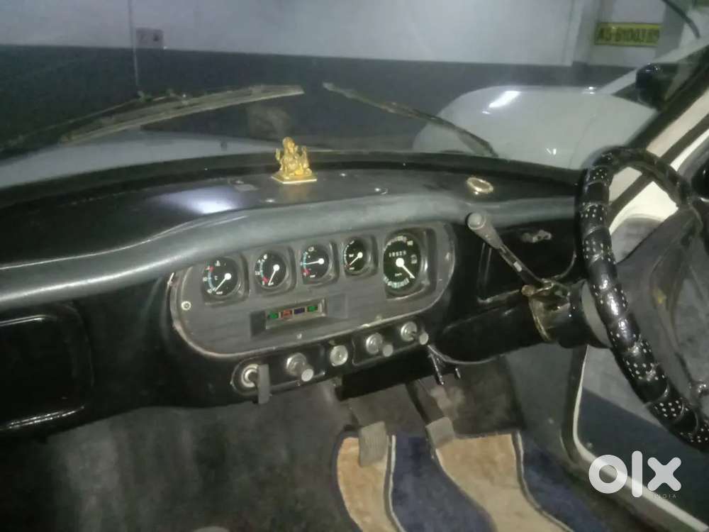 Vintage Ambassador Classic Petrol 1968