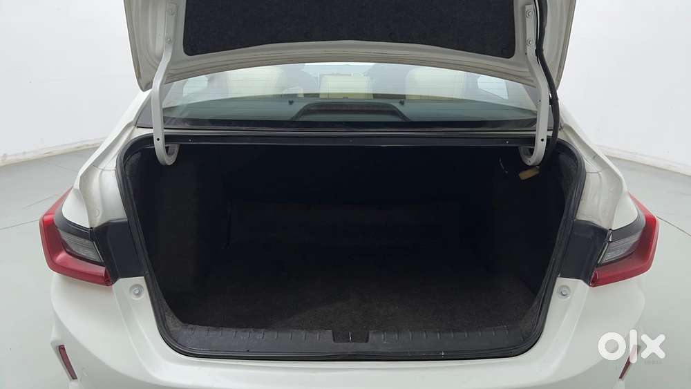 Honda City 1.5 Zx Cvt I-vtec, 2023, Petrol