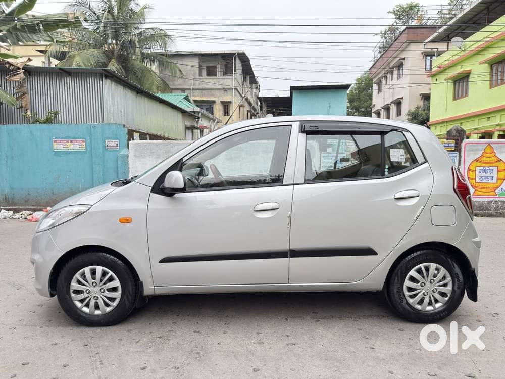 Hyundai I10 Sportz, 2014, Petrol