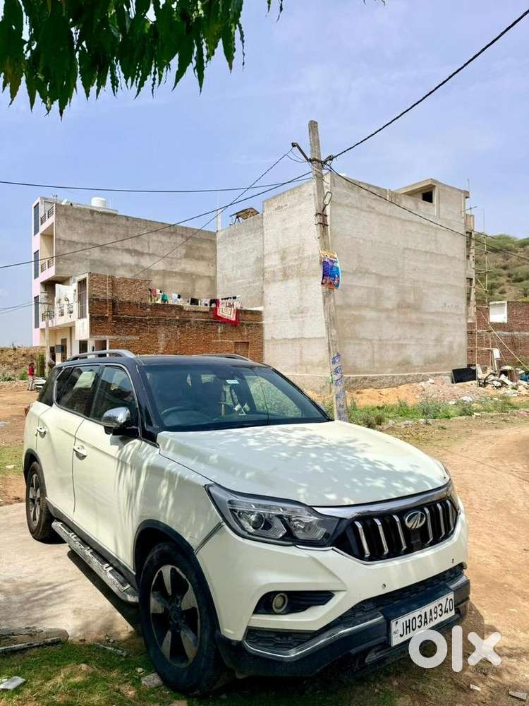 Mahindra Alturas G4 2020 Diesel Well Maintained