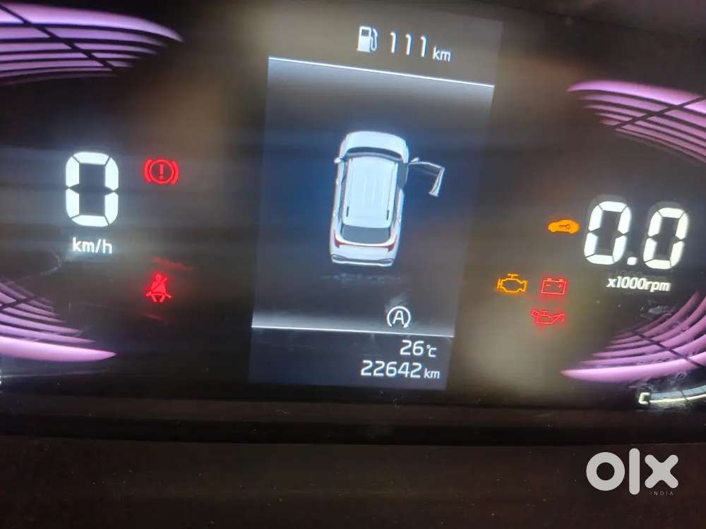 Kia Carens 2023 Petrol Well Maintained No Scrach Like A New Car.