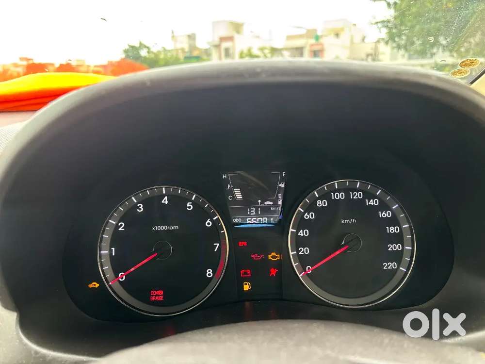 Hyundai Verna 2012