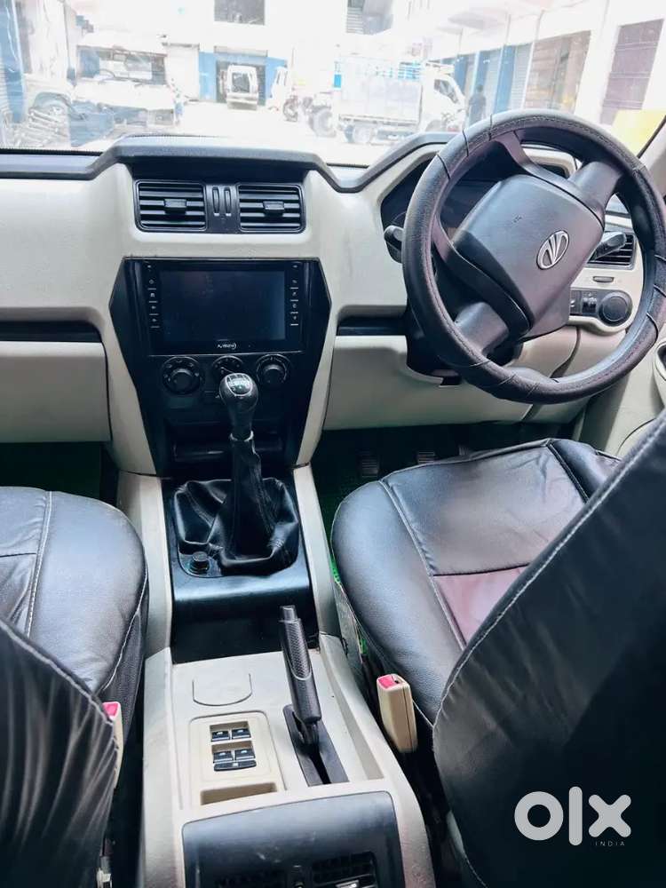 0mahindra Scorpio S4