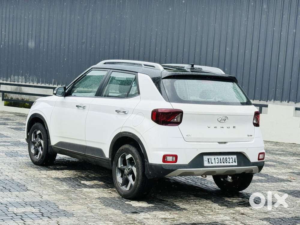 Hyundai Venue 1.0 Sx (o) Turbo Dct, 2019, Petrol