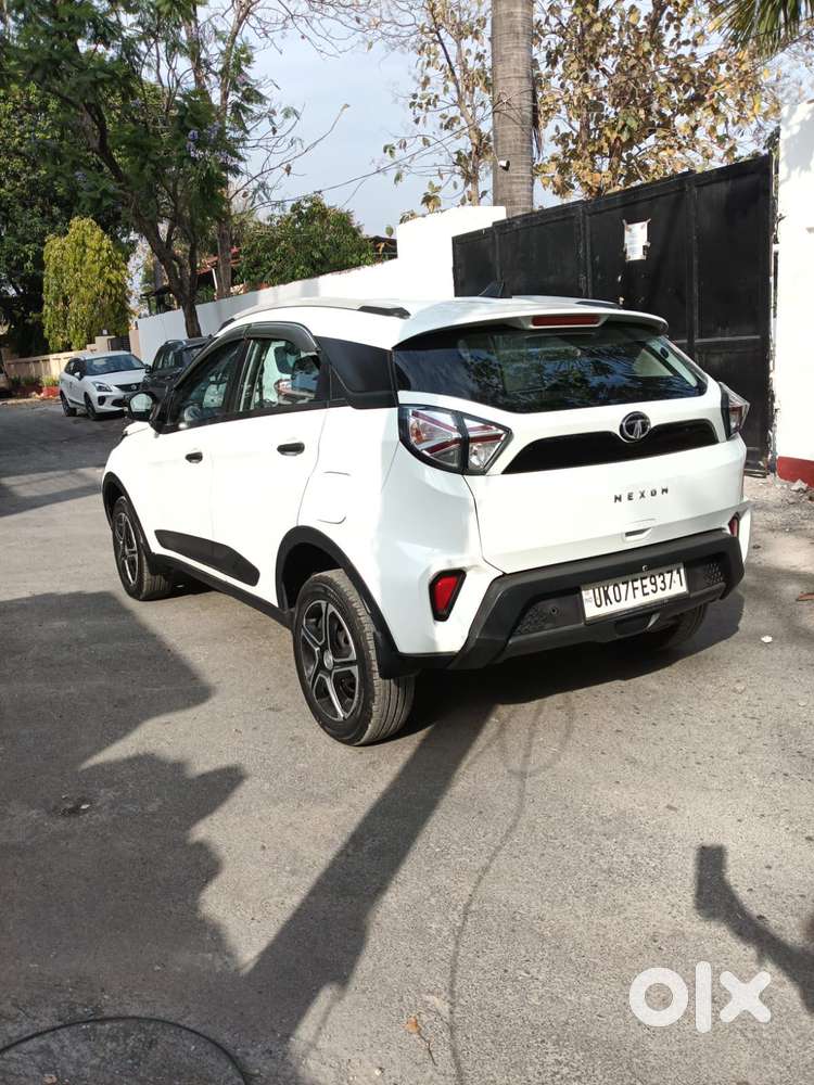 Tata Nexon 1.2 Revotron Xm (s), 2022, Petrol