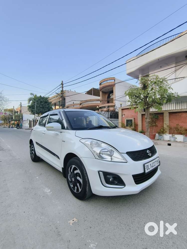 Maruti Suzuki Swift Vxi + Manual, 2016, Petrol
