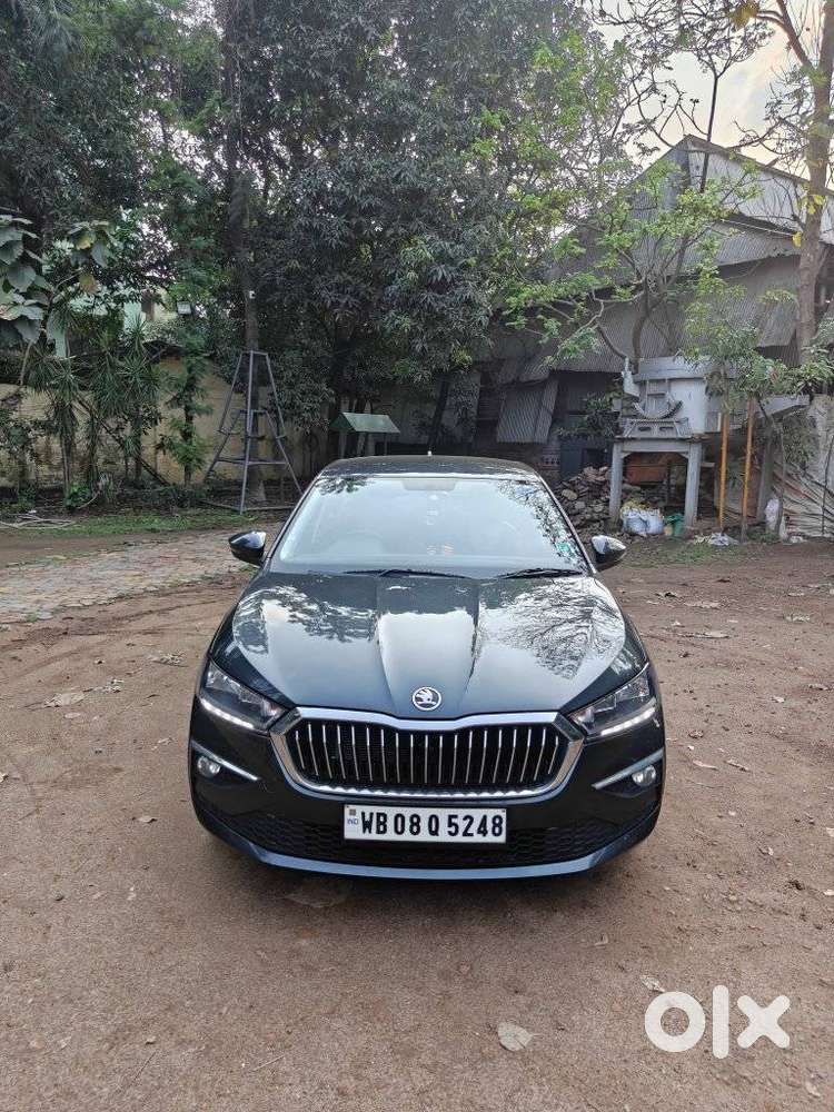 Skoda Slavia 1.0 Ambition Tsi, 2023, Petrol