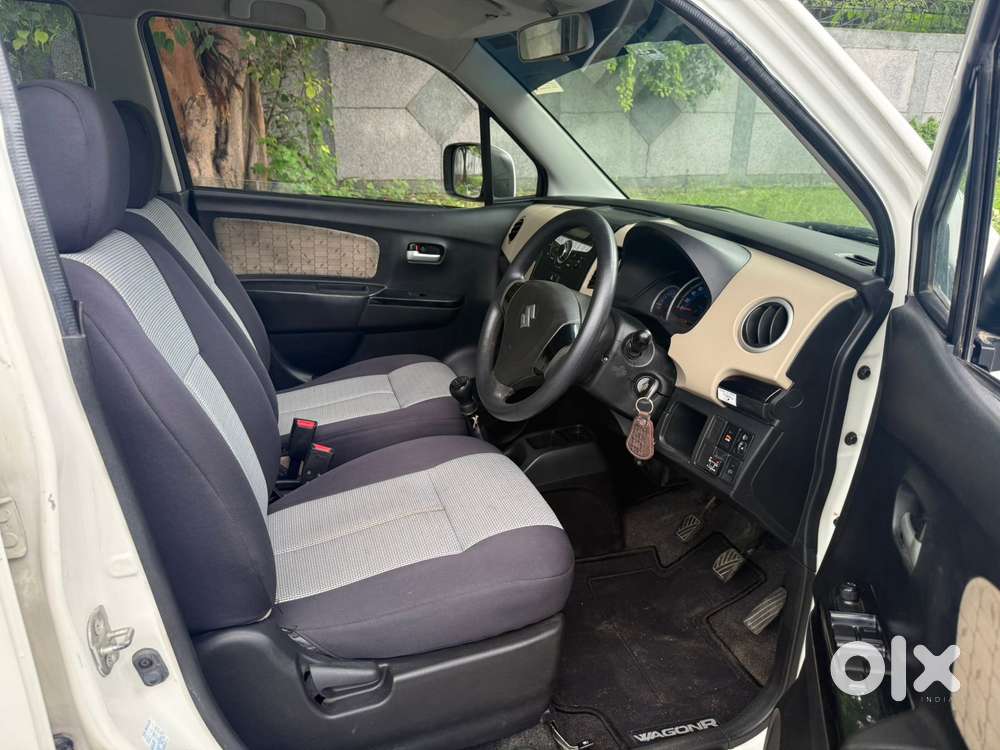 Maruti Suzuki Wagon R 1.0 Vxi Cng, 2017, Cng & Hybrids