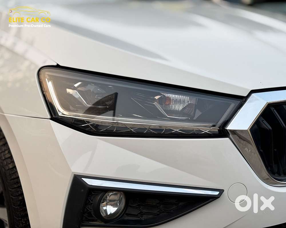 Skoda Slavia 1.5 Tsi Style At, 2023, Petrol