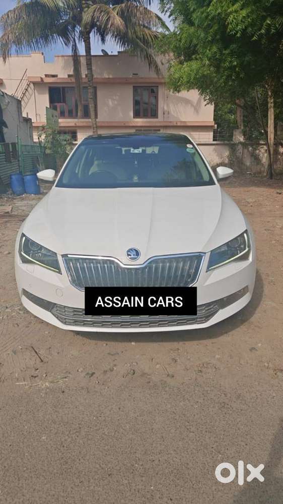 Skoda Superb 2.0 L&k Tsi At, 2020, Petrol