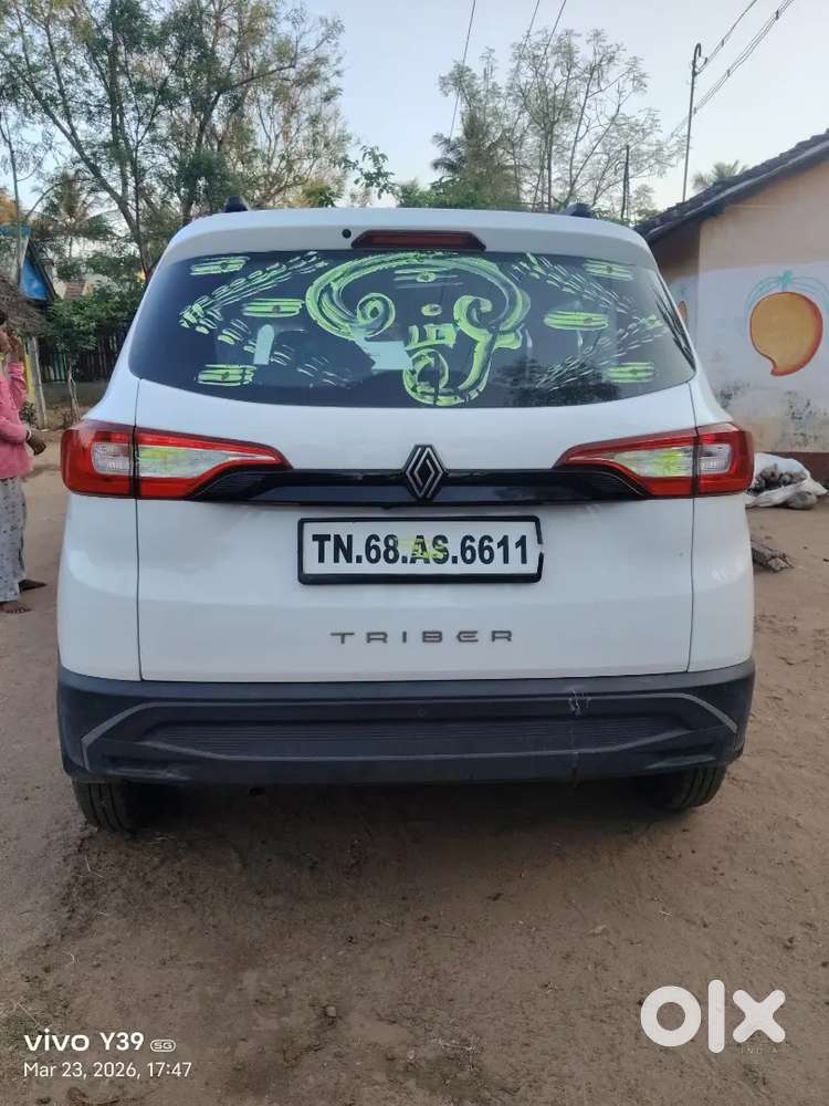 Renault Triber 2026 Petrol 15000 Km Driven New Car Emi Continue