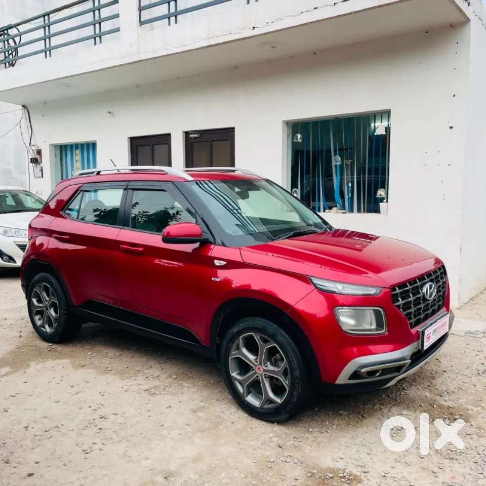 Hyundai Venue S Turbo Dct, 2019, Petrol