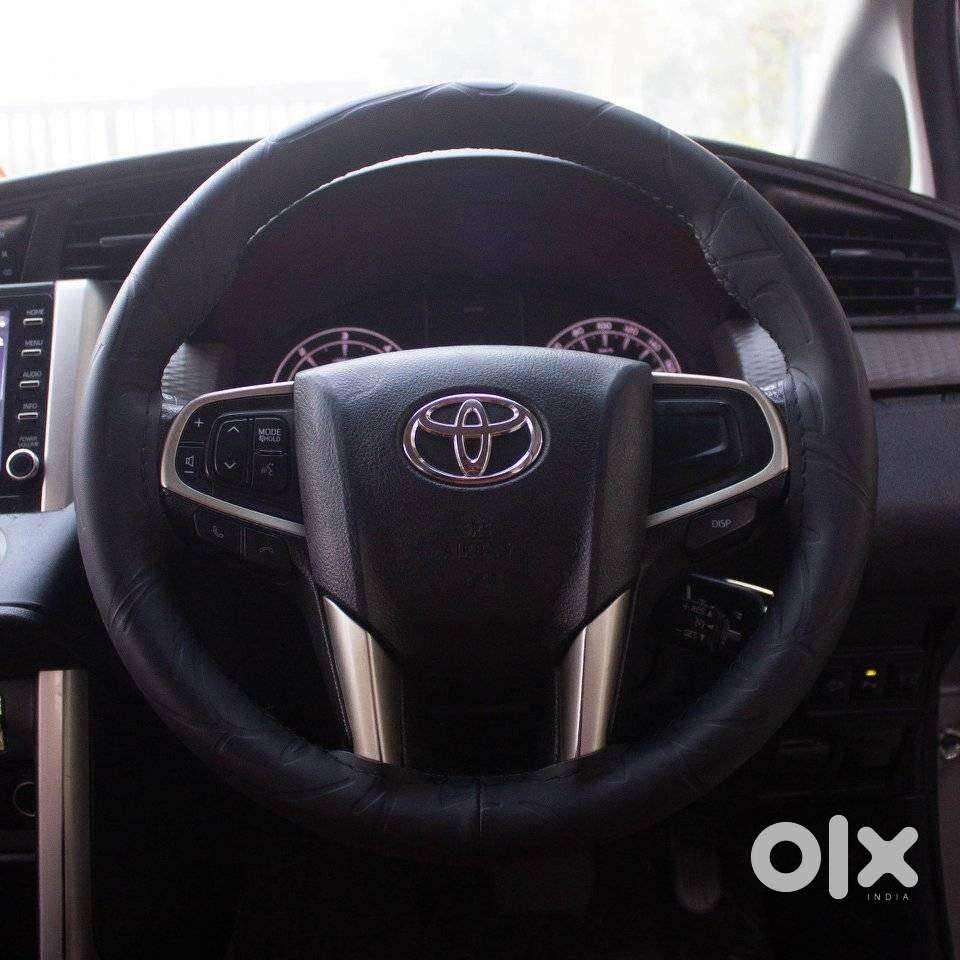 Toyota Innova Crysta