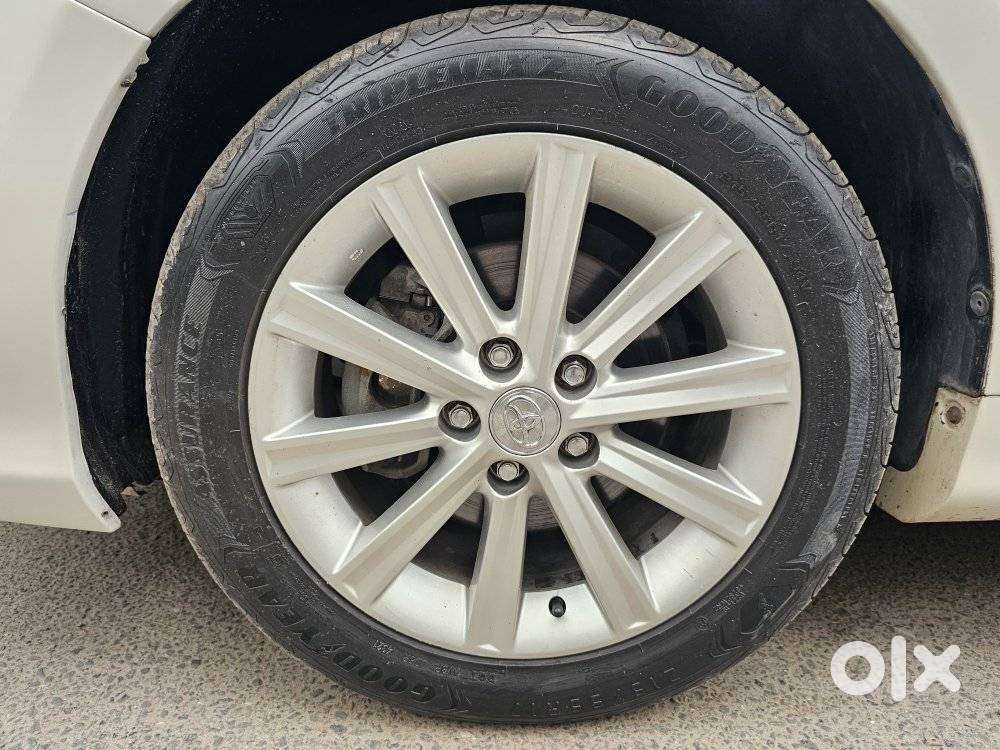 Toyota Camry 2.5 Hybrid, 2014, Petrol