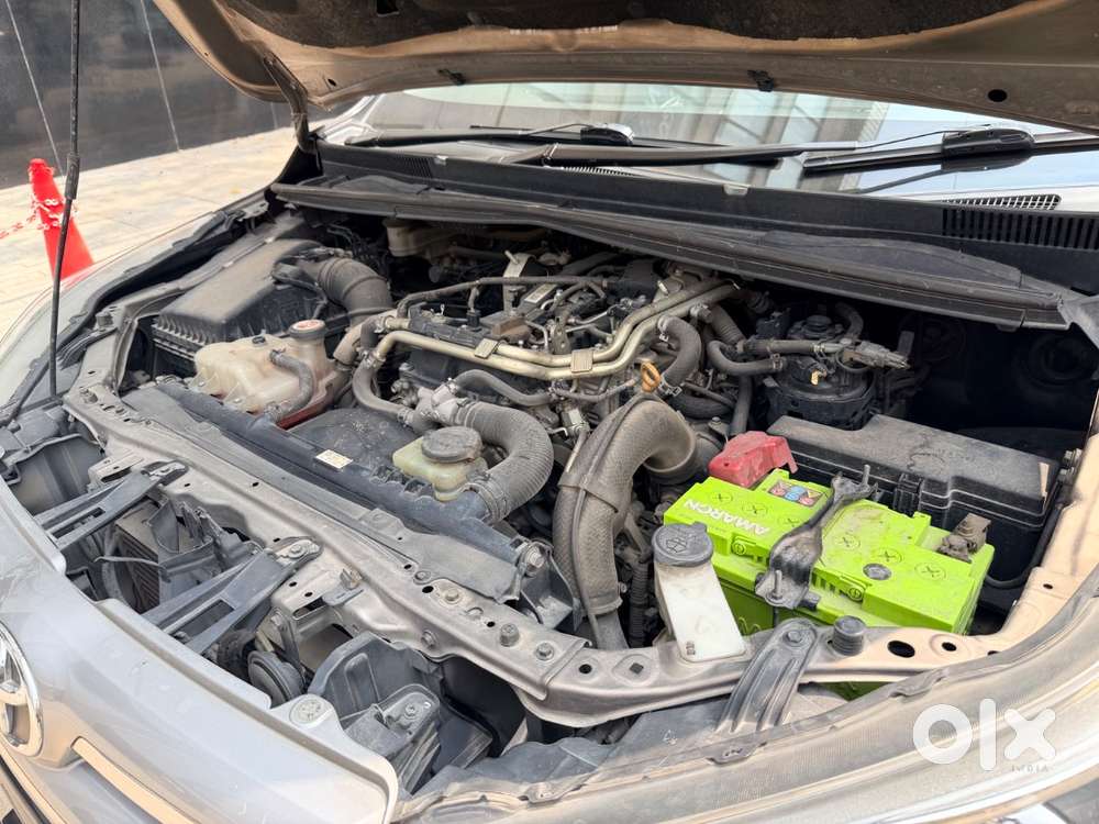 Toyota Innova Crysta 2018 Diesel Well Maintained