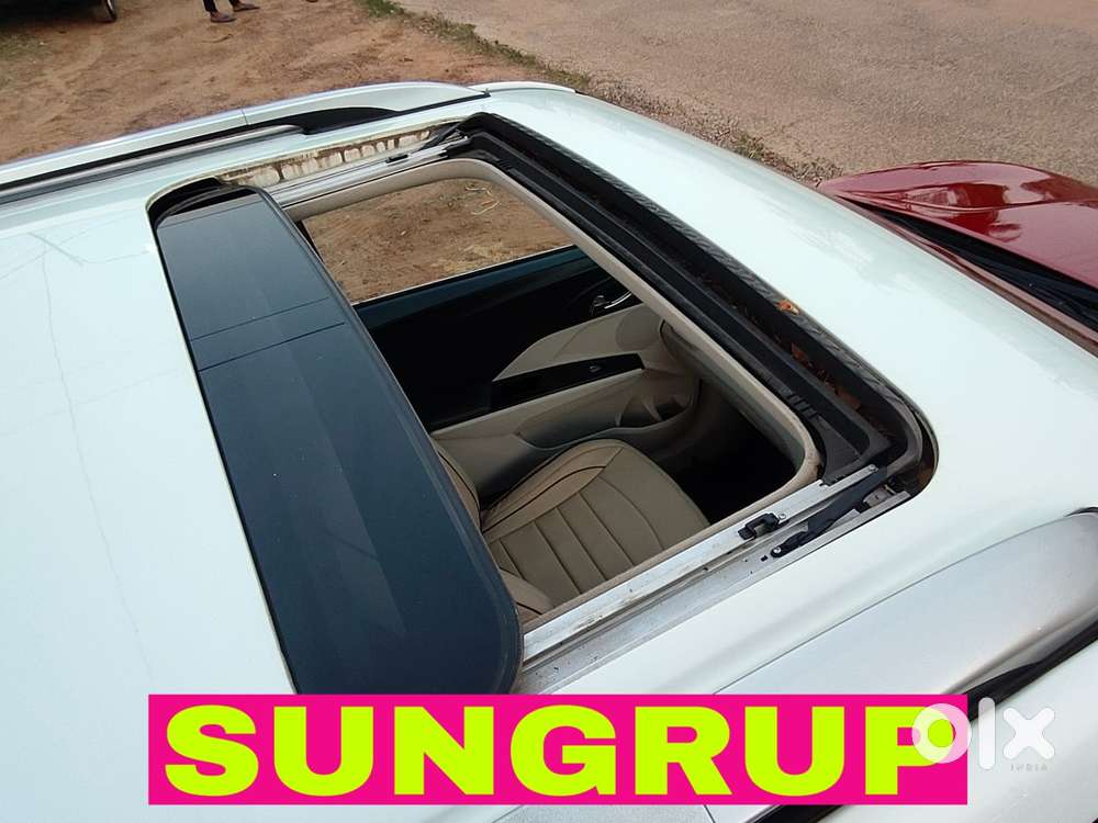 Mahindra Xuv300 W8 Option Dual Tone Diesel, 2019, Diesel