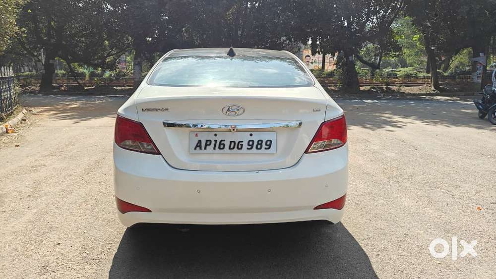 Hyundai Verna 1.6 Sx Crdi, 2015, Diesel