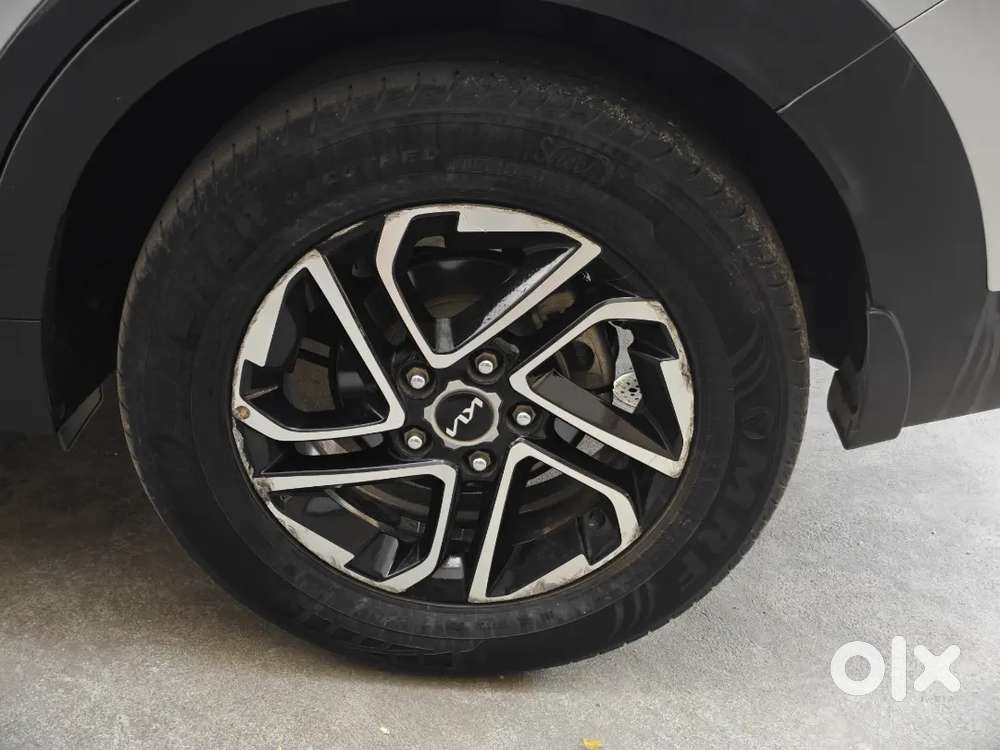 Kia Carens 1.5 Prestige 2025