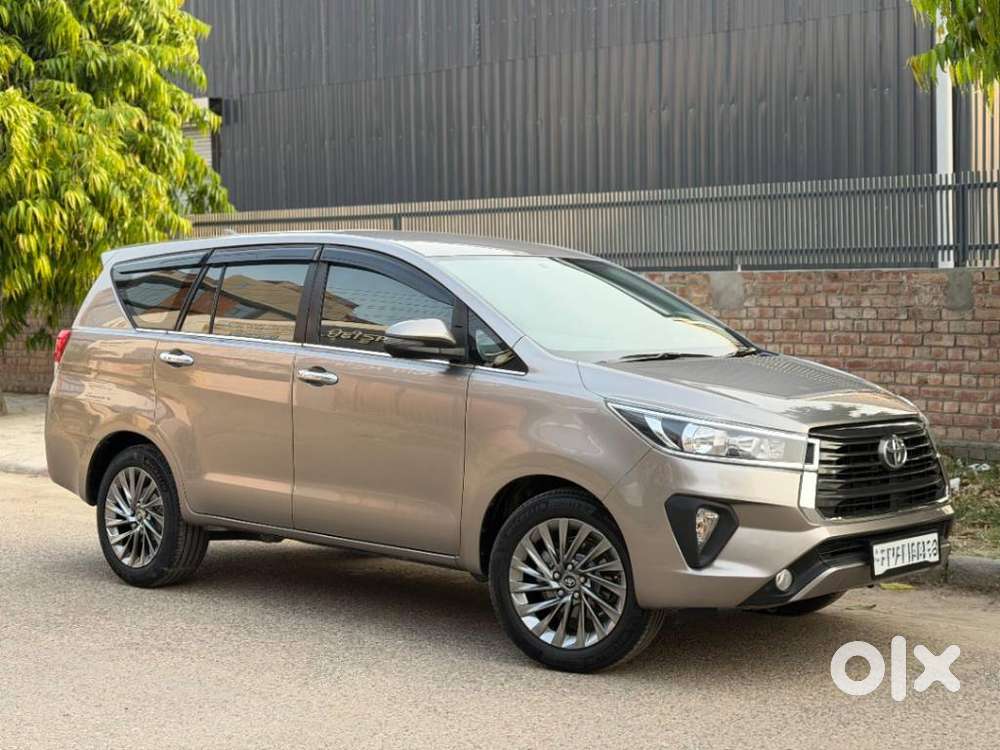 Toyota Innova Crysta [2020-ongoing] 2.4 Gx At 7 Str, 2020, Diesel