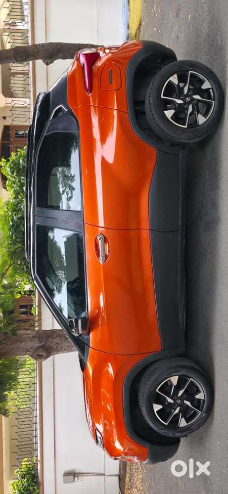 Tata Punch 1.2 Revotron Creative Ira Pack Amt Dual Tone, 2022, Petro..