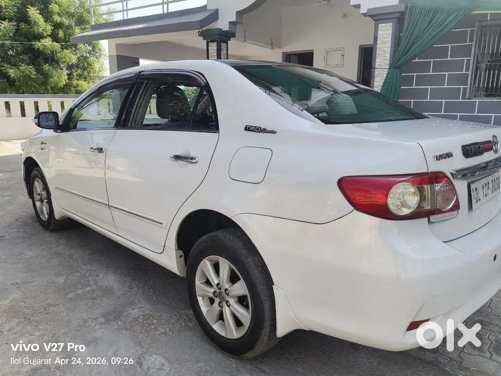 Toyota Corolla Altis 2011 Petrol 106000 Km Driven Second Owner