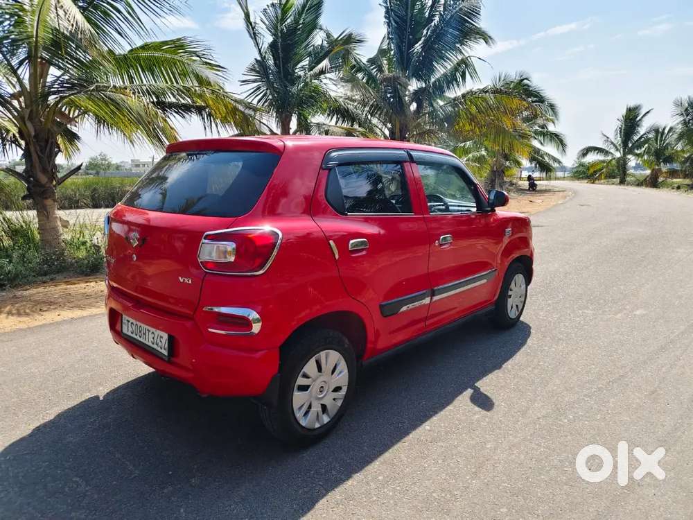 Maruti Suzuki S-presso 1.0 Vxi 2021
