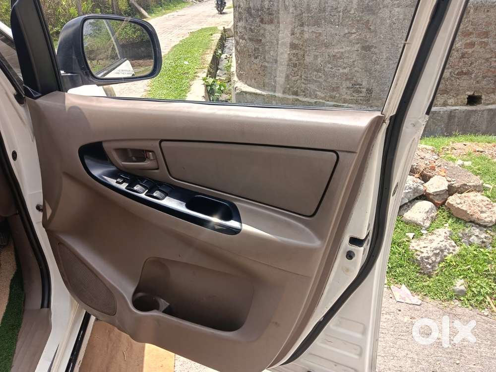 Toyota Innova 2012-2013 2.5 G (diesel) 7 Seater Bs Iv, 2016, Diesel