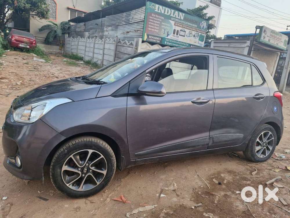 Hyundai, Grand I 10 , 2017 Model, Sports Optional