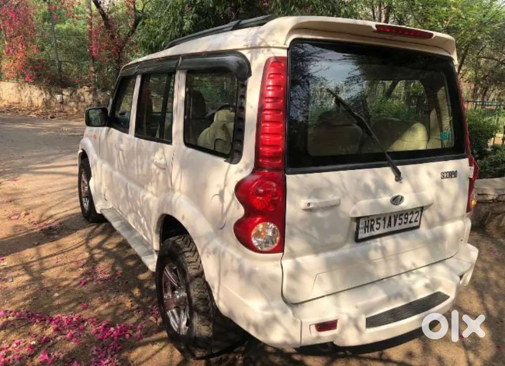 Mahindra Scorpio