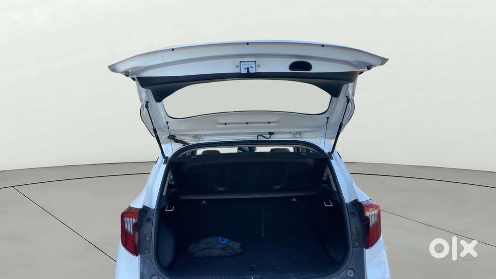 Kia Seltos Htx 1.5 Petrol Mt, 2023, Petrol