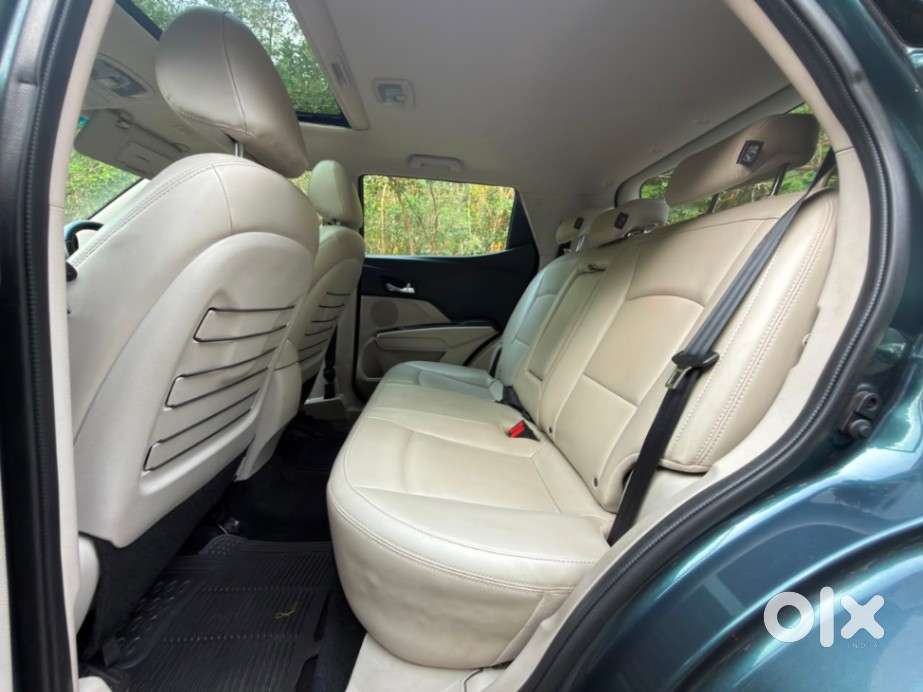 Mahindra Xuv300 W8 Amt Optional Diesel, 2021, Diesel