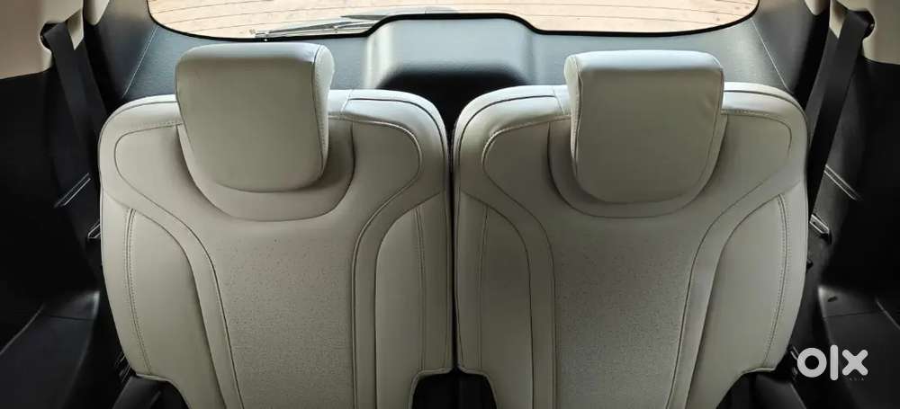 Mahindra Xuv700 2025 Diesel 34000 Km Driven