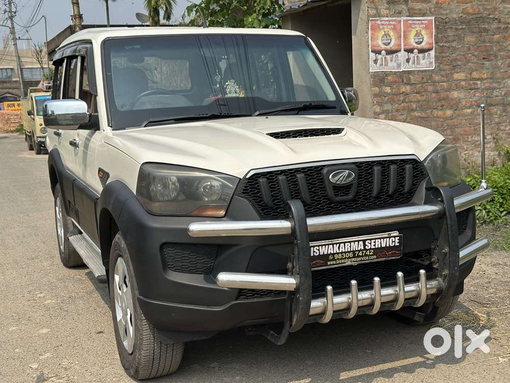 Mahindra Scorpio S4 Plus 9s, 2015, Diesel