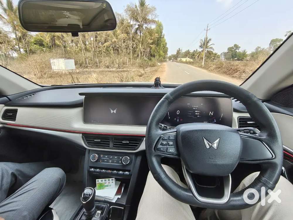 Mahindra Xuv700 2023 Diesel 60000 Km Driven