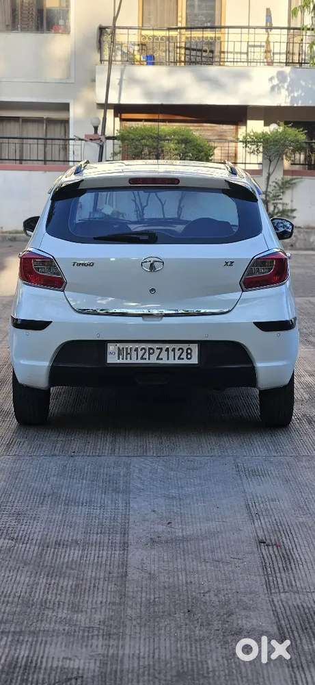 Make _ Tata 
Variant _  Tiago Xz Petrol 
Model _ 2018(2),