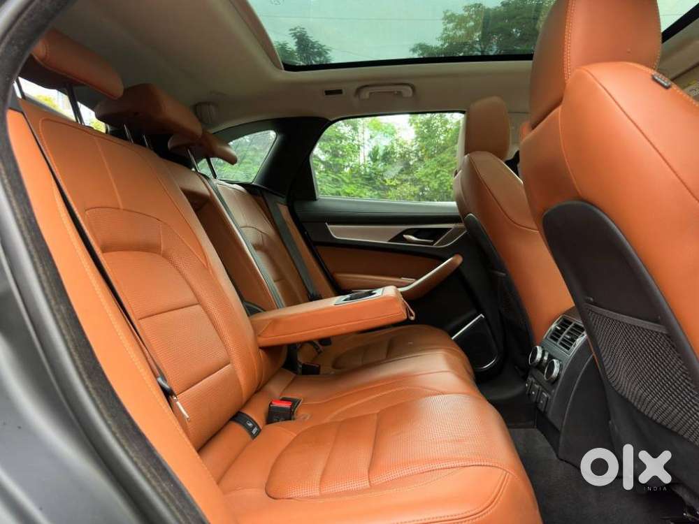 Jaguar F-pace 2.0 R Dynamic S, 2023, Petrol