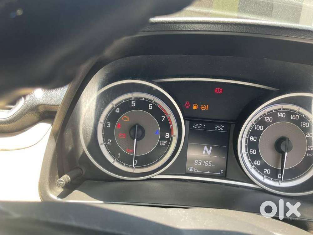 Dzire Automatic 2023 Vxi White