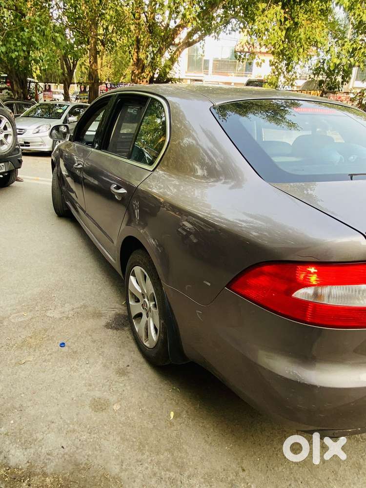 Skoda Superb 1.8 Elegance Tsi At, 2012, Petrol