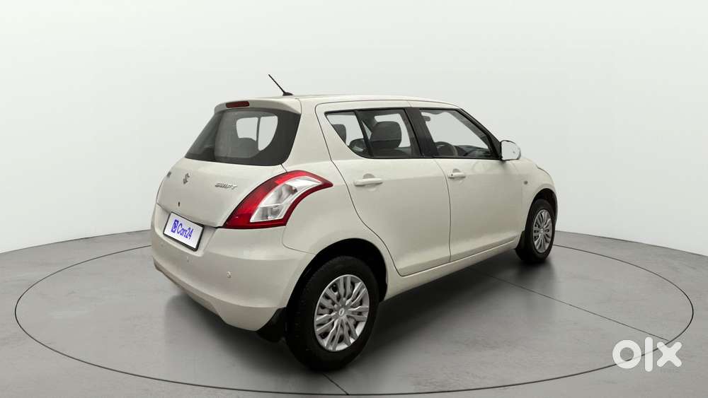 Maruti Suzuki Swift 1.2 Lxi (o), 2017, Petrol