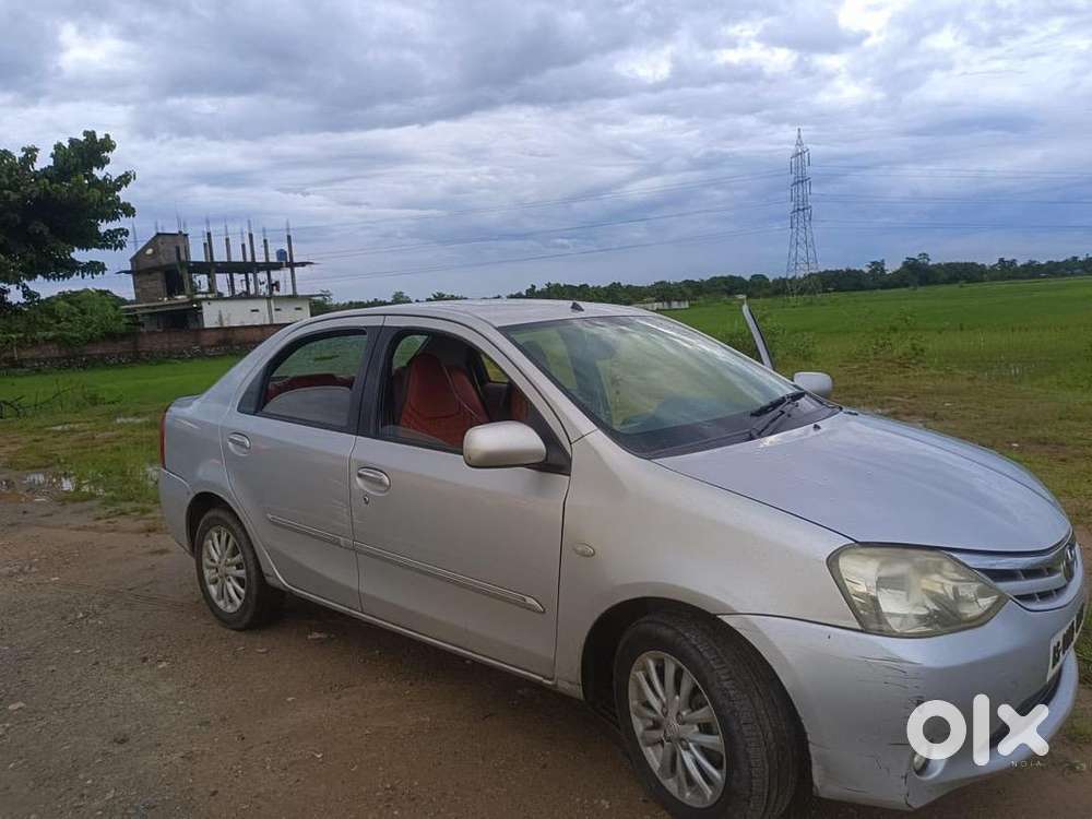Toyota Etios 2011 Petrol 105000 Km Driven