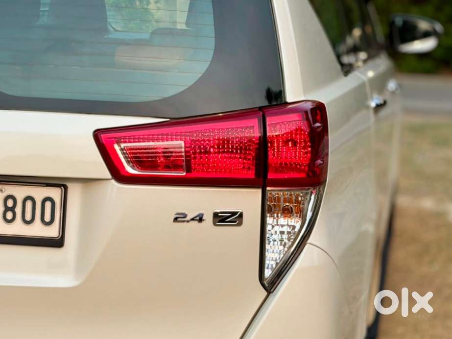 Toyota Innova Crysta 2.4 Z 7 Str, 2022, Diesel