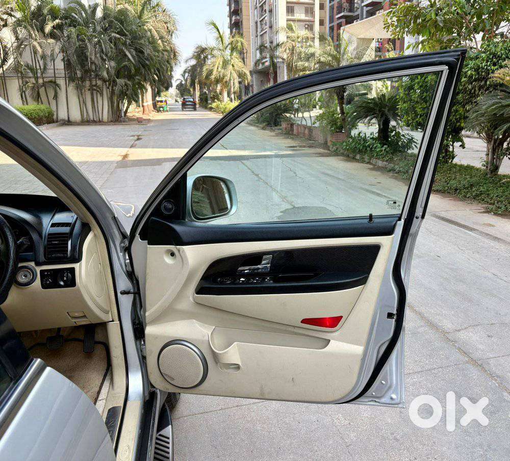 Mahindra Rexton, 2013, Diesel