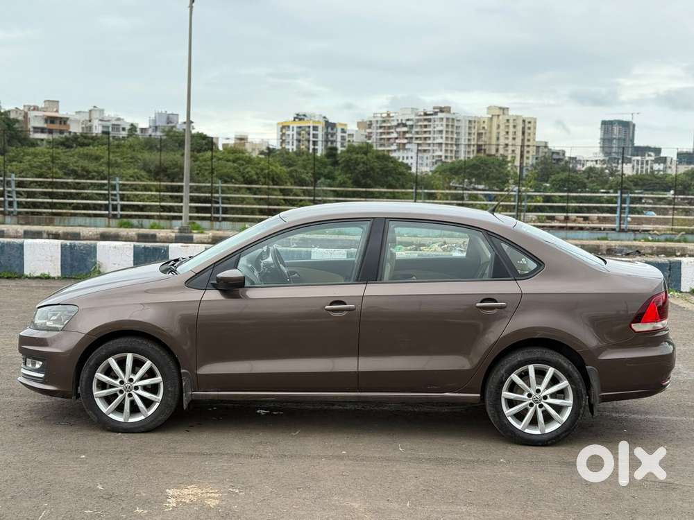 Volkswagen Vento 1.2 Highline Plus At 16 Alloy, 2017, Petrol