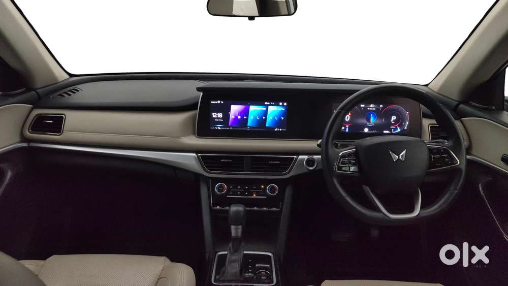 Mahindra Xuv700 2.2 Ax 7 Diesel Mt Luxury Pack Str, 2024, Diesel