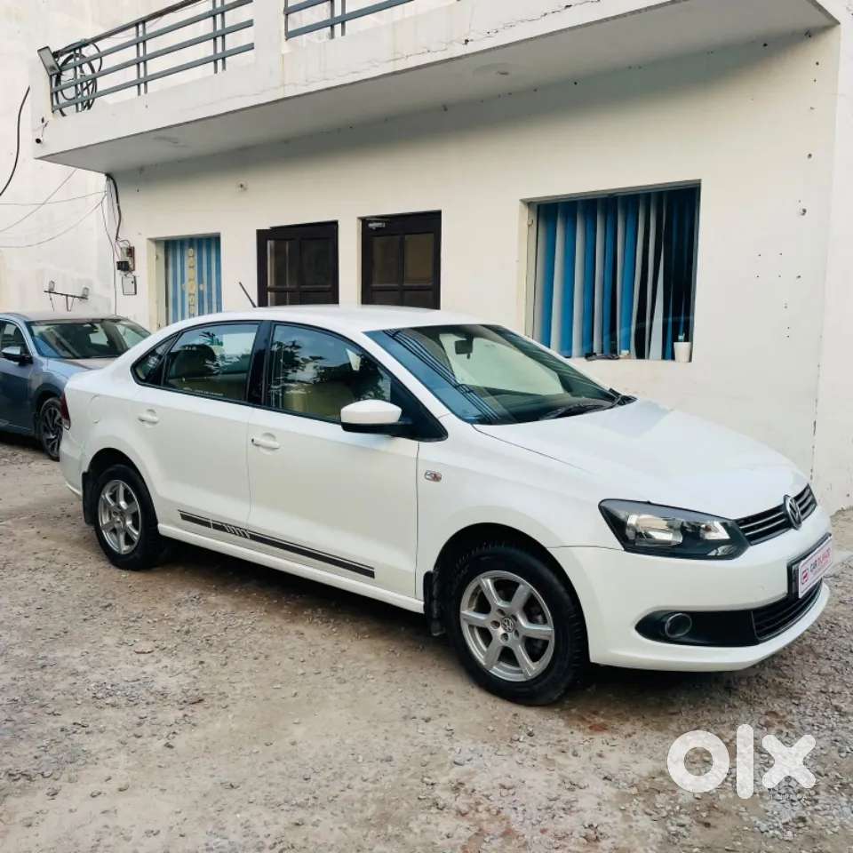 Volkswagen Vento Petrol Highline At, 2014, Petrol