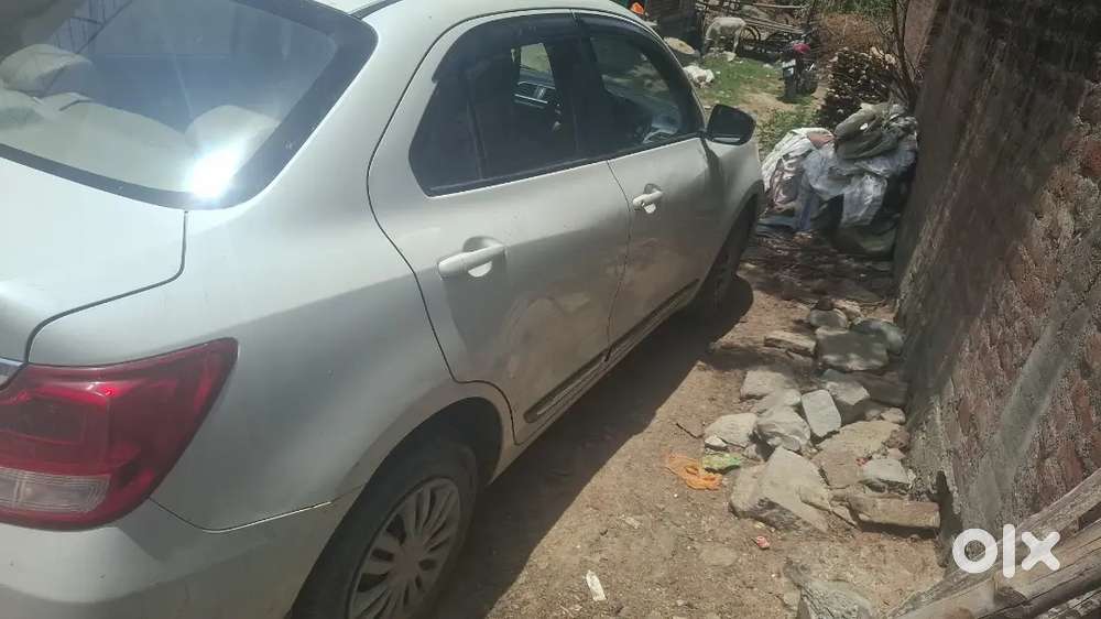 Maruti Suzuki Dzire 2023 Petrol 35000 Km Driven