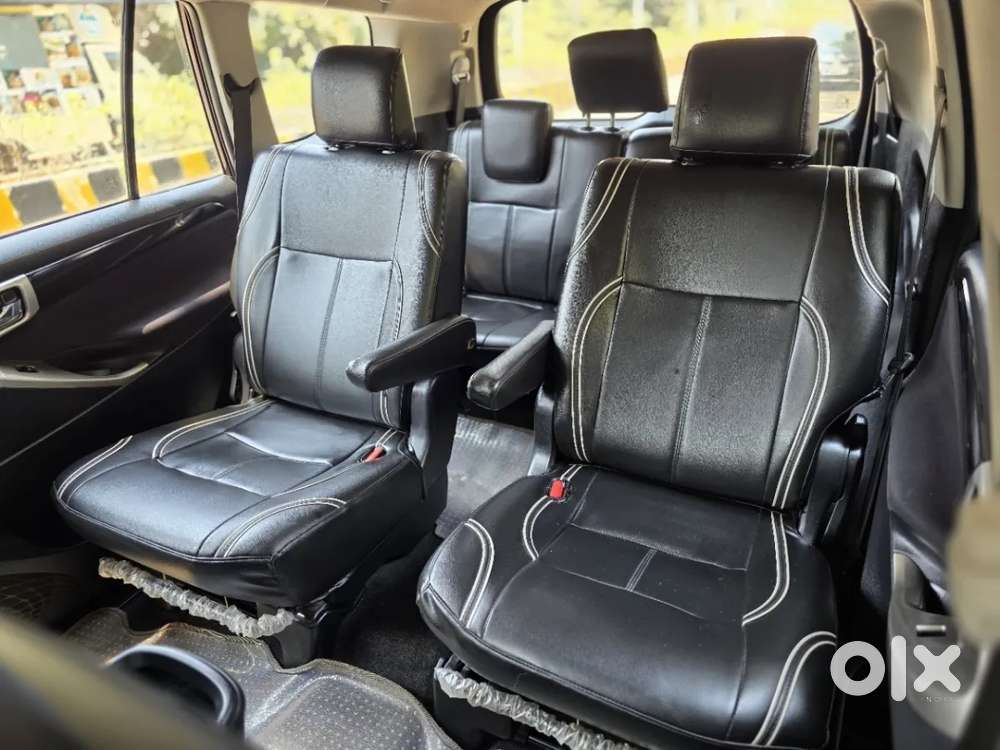 Toyota Innova Crysta 2.4 V 7 Str, 2016, Diesel