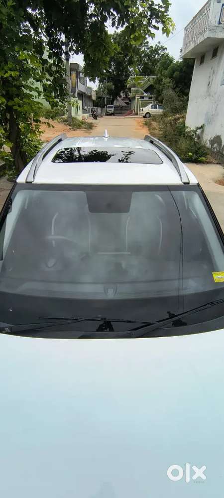 Hyundai Venue 2020 Diesel 96000 Km Driven