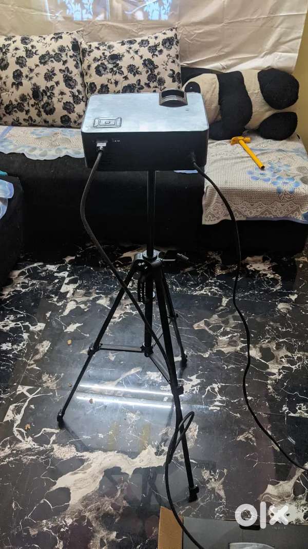 Home theatre ful setup projector included read full description below.